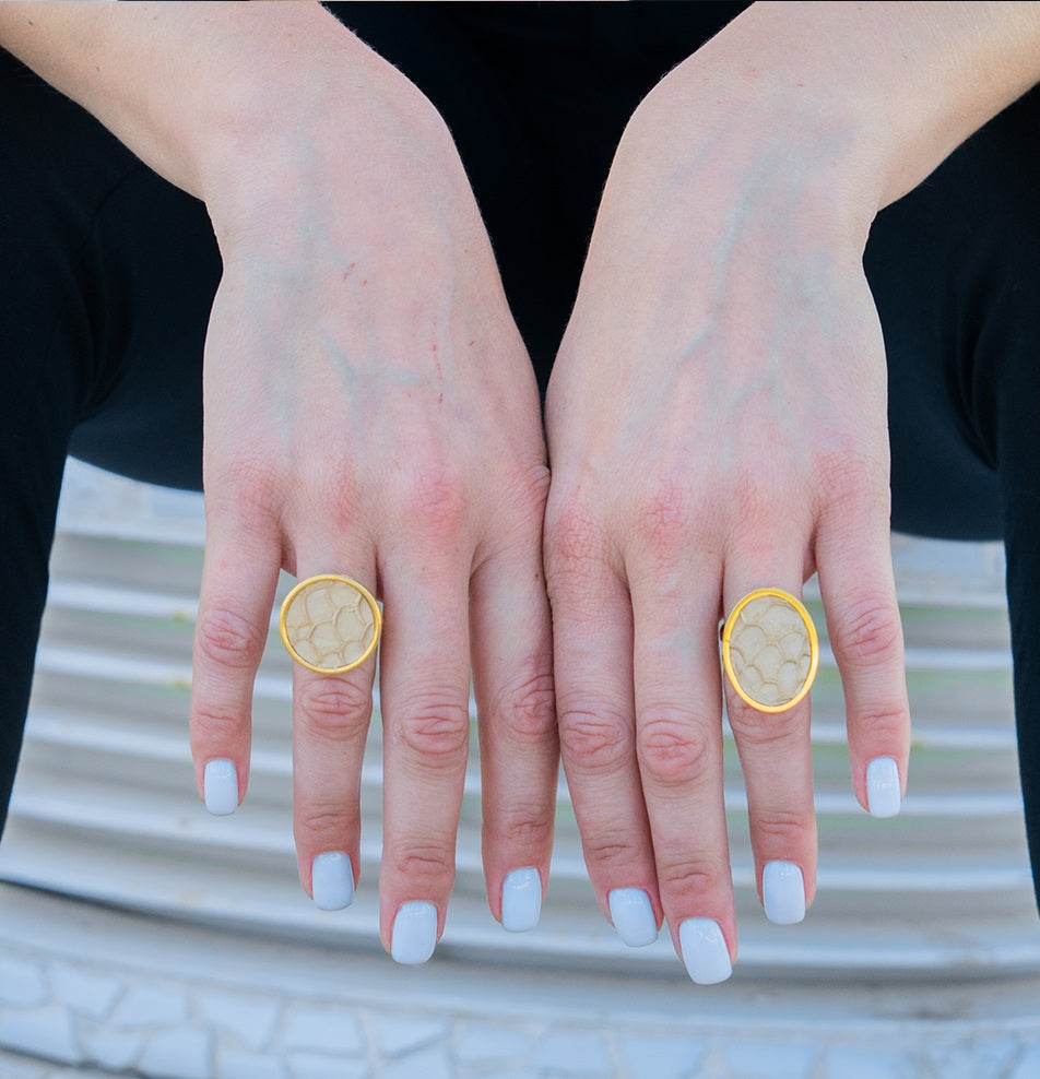 Anillo moneda Aurea - Cuero Salmón